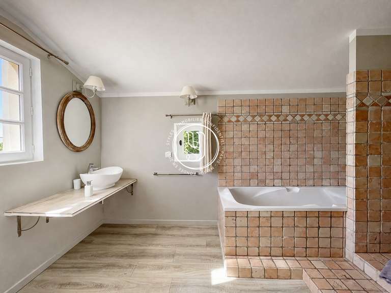Maison Uzès - 9 chambres - 397m²