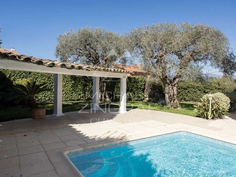 Maison Le Cannet - 4 chambres - 176m²