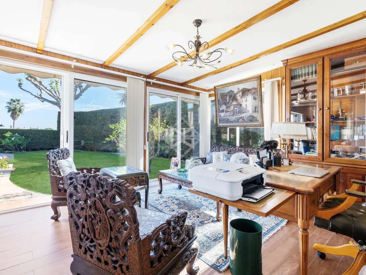 Maison Biot