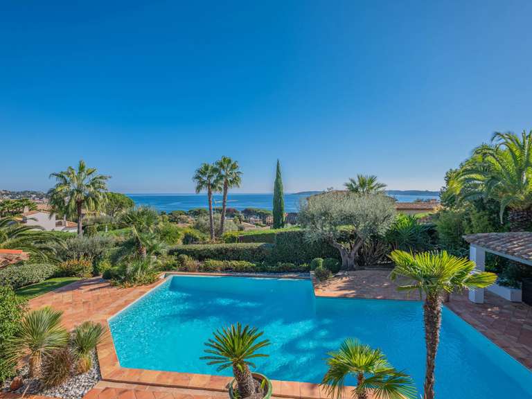 Maison Sainte-Maxime - 5 chambres - 244m²