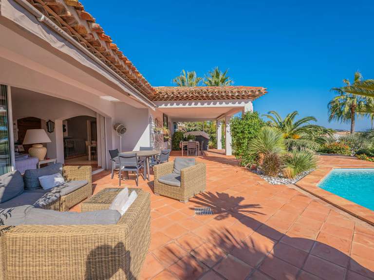 Maison Sainte-Maxime - 5 chambres - 244m²