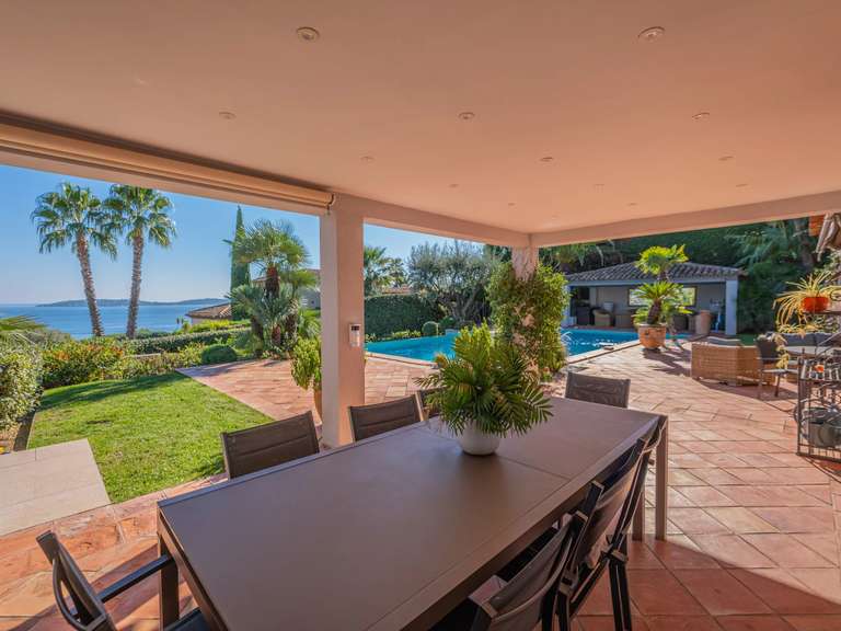 Maison Sainte-Maxime - 5 chambres - 244m²