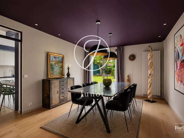 Maison Rueil-Malmaison - 5 chambres - 233m²