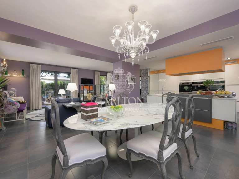Maison Grasse - 5 chambres - 229m²