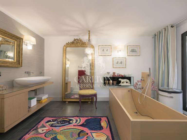 Maison Grasse - 5 chambres - 229m²