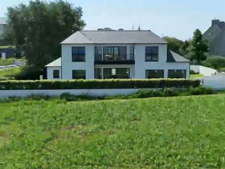 Maison Plouider - 3 chambres - 232m²