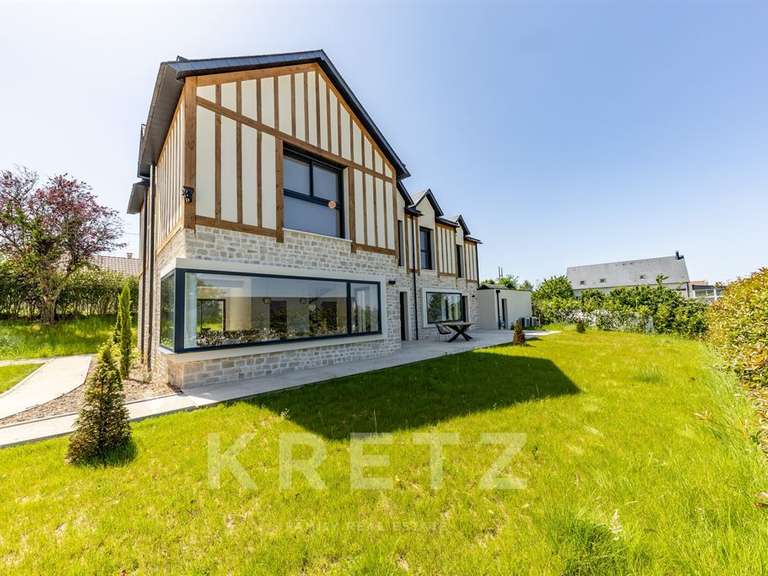 Maison Trouville-sur-Mer - 5 chambres - 222m²