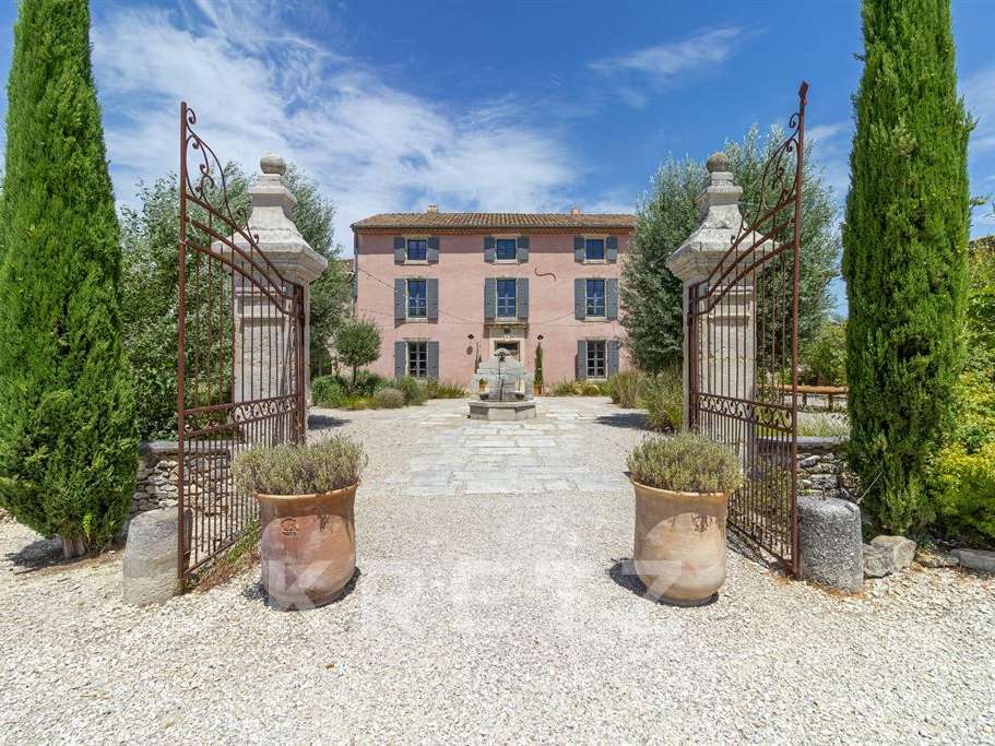Maison La Garde-Adhémar