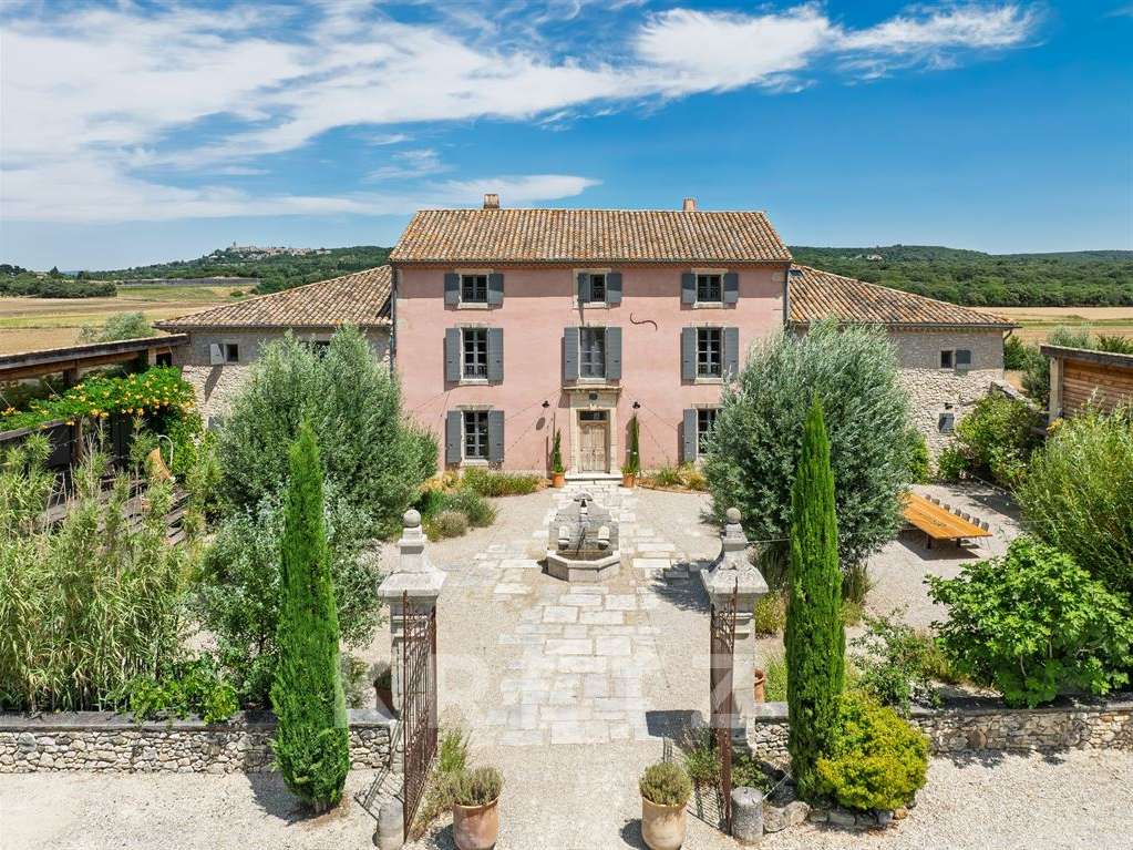 Maison La Garde-Adhémar