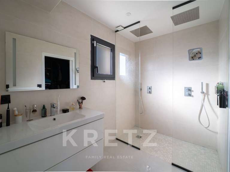 House Nîmes - 4 bedrooms - 180m²