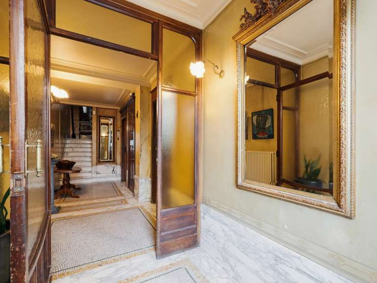 Maison Ixelles - 5 chambres - 479m²