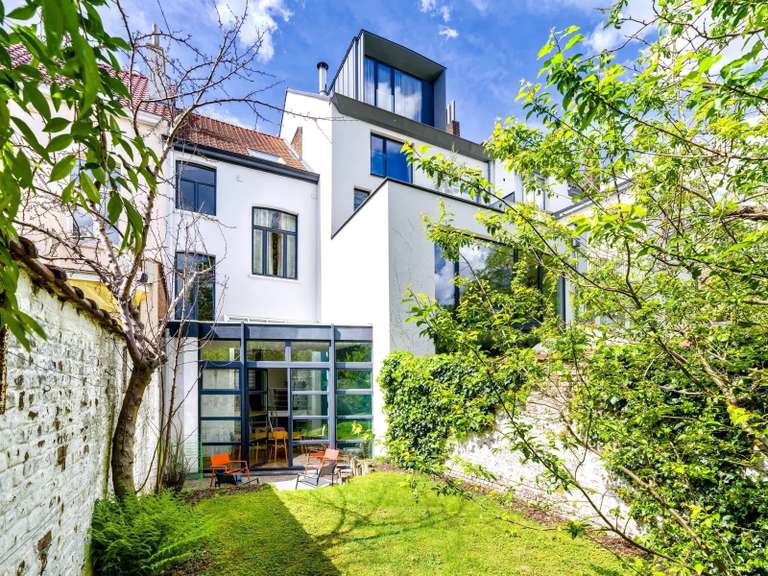 Maison Ixelles - 4 chambres - 241m²