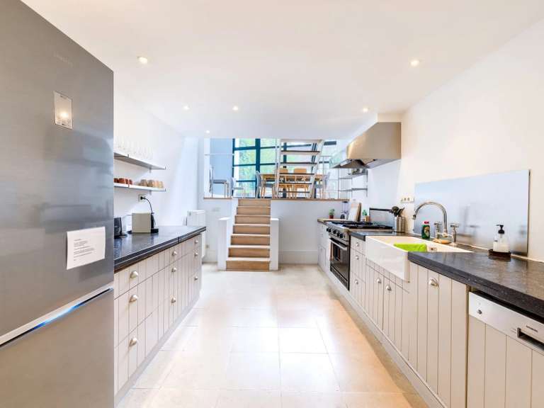 Maison Ixelles - 4 chambres - 241m²