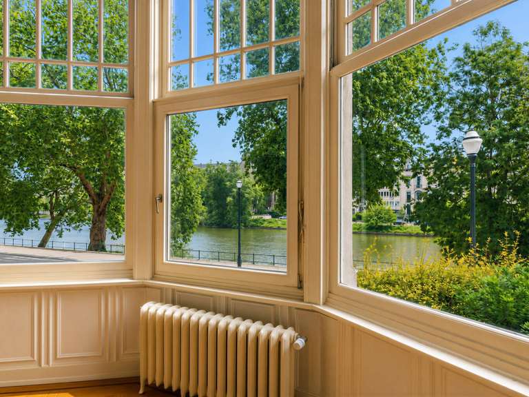 Maison Ixelles - 6 chambres - 430m²