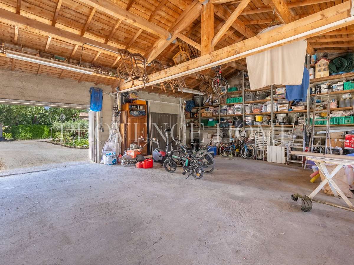 House Oppède