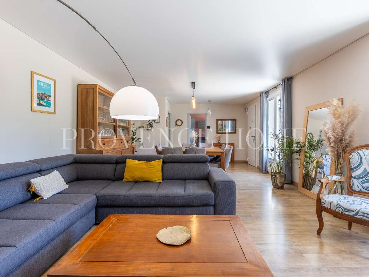 House Oppède