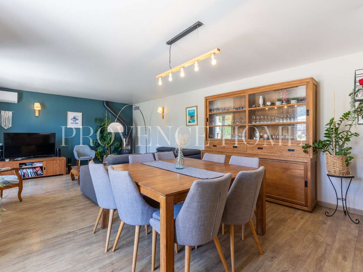 House Oppède