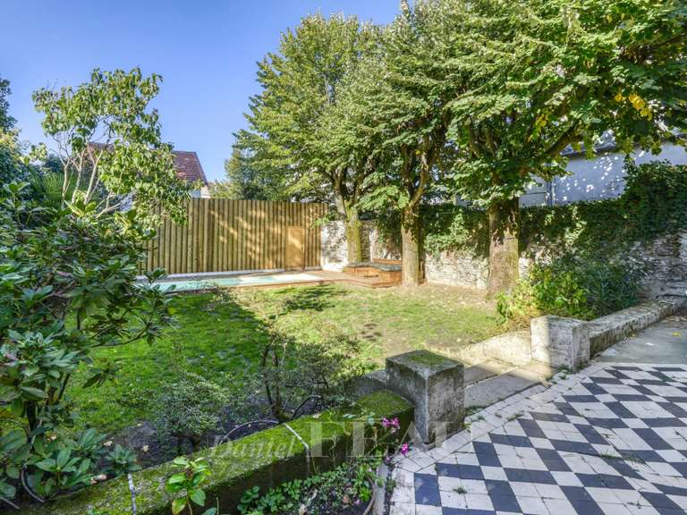 Maison Nantes Centre Ville - 8 chambres - 264m²
