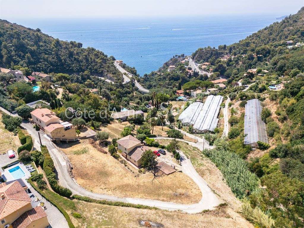 Terrain Èze