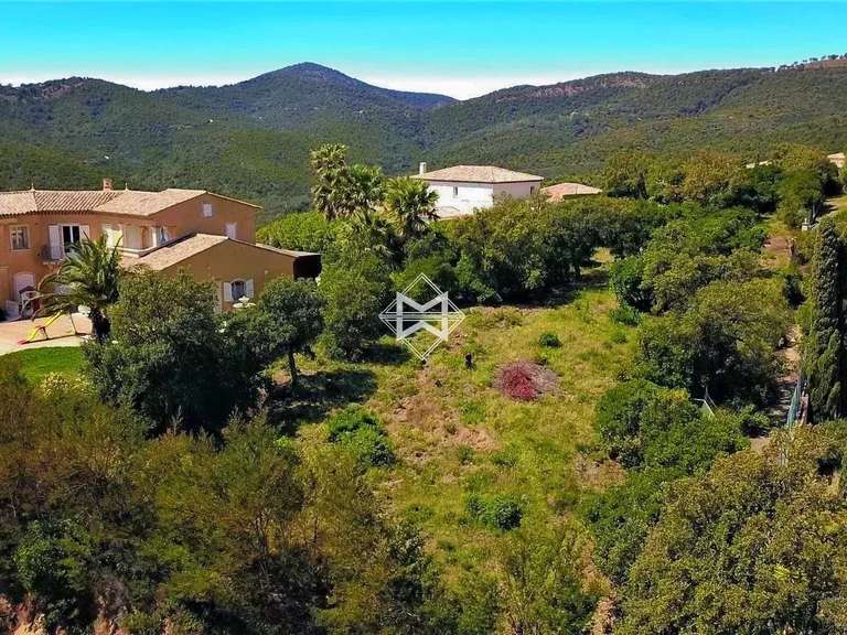 Terrain avec Vue sur mer Les issambres - 1826m²