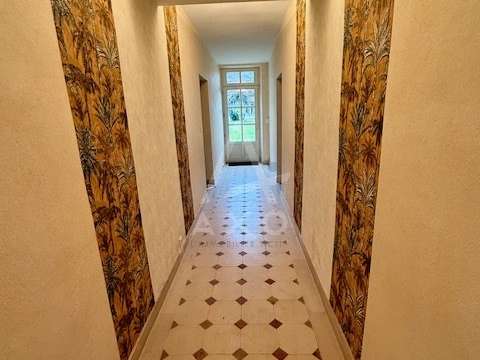 Propriété Angoulême - 7 chambres - 330m²