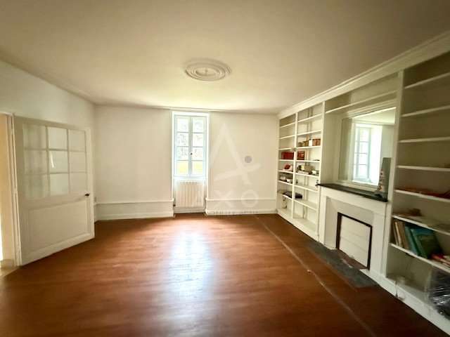 House Angoulême
