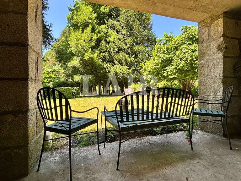 Propriété Saint-Denis-sur-Sarthon - 20 chambres - 1020m²