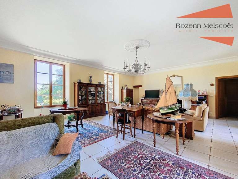 Propriété Pluguffan - 5 chambres - 420m²