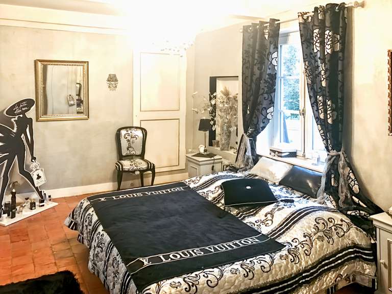 Propriété Assigny - 8 chambres - 390m²