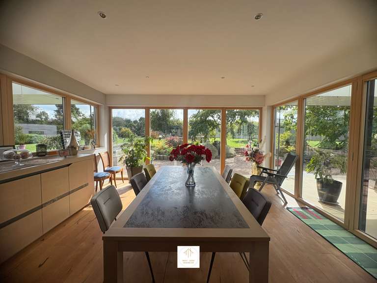 Propriété Lesneven - 3 chambres - 316m²