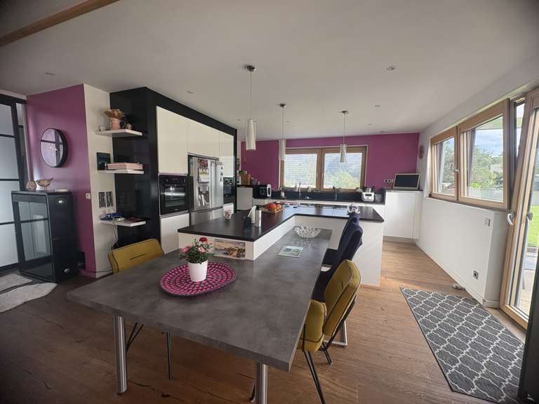 Propriété Lesneven - 3 chambres - 316m²