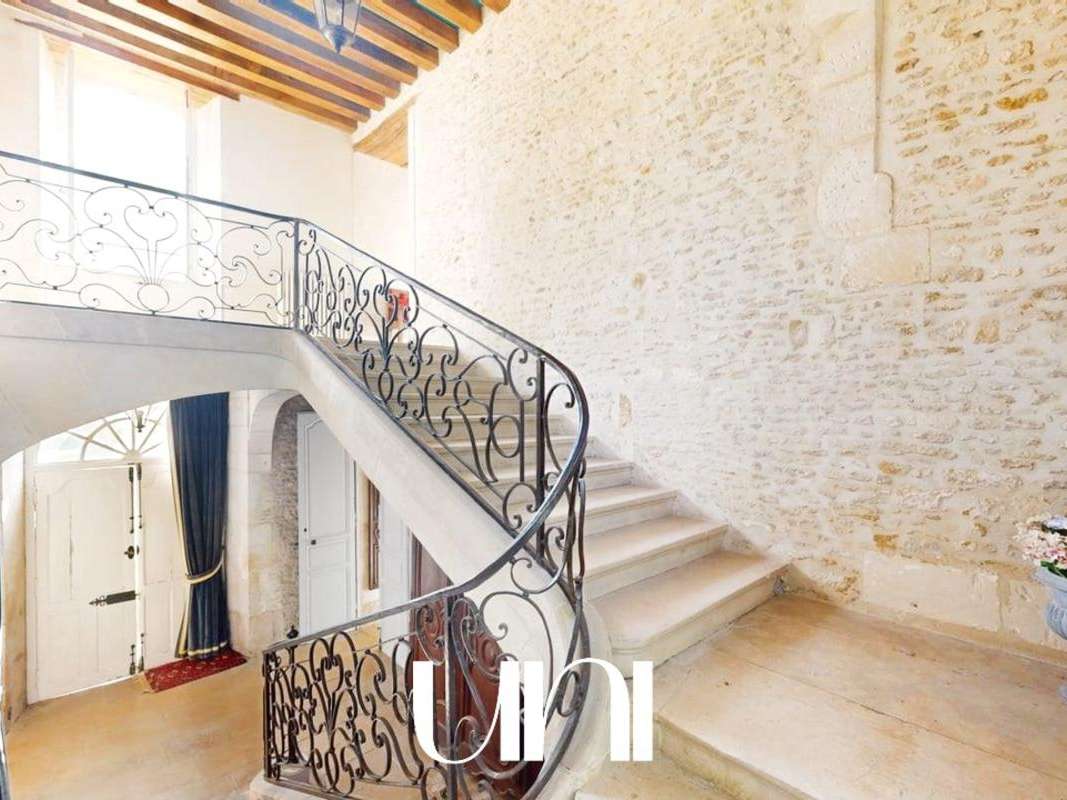 Property Morteaux-Couliboeuf