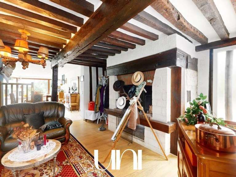 Propriété Saint-Julien-le-Faucon - 5 chambres - 260m²