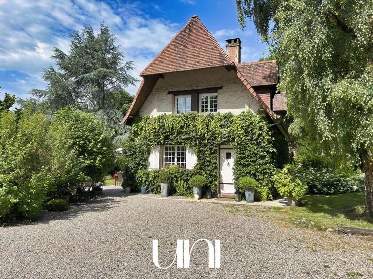 Propriété Beaufour - 3 chambres - 105m²