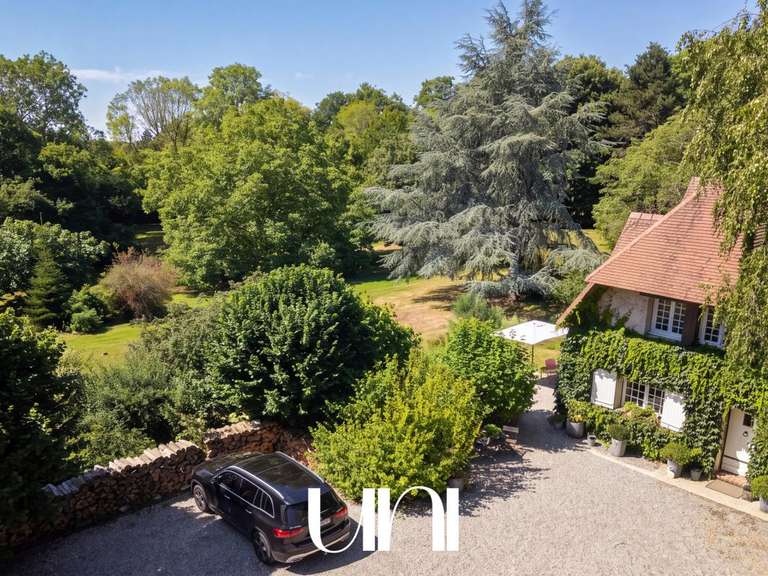 Propriété Beaufour - 3 chambres - 105m²