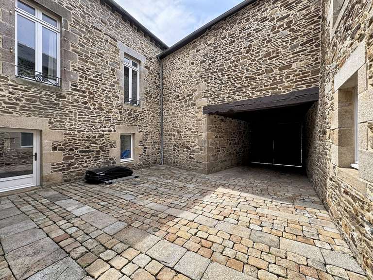 Propriété Jugon-les-Lacs - 8 chambres - 502m²