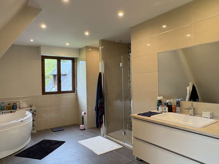 Propriété Saint-Étienne-la-Thillaye - 7 chambres - 410m²