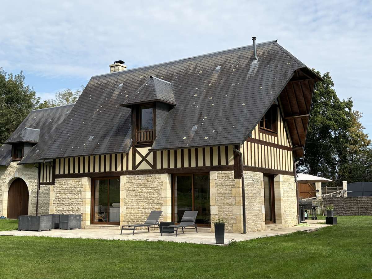 Property Saint-Étienne-la-Thillaye