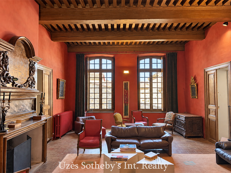 Château Uzès - 8 chambres - 880m²