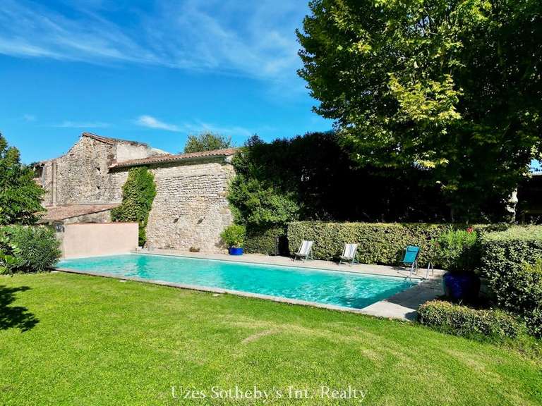 Château Uzès - 8 chambres - 880m²