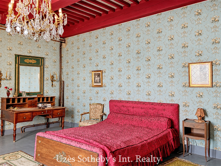 Château Pont-Saint-Esprit - 7 chambres - 385m²