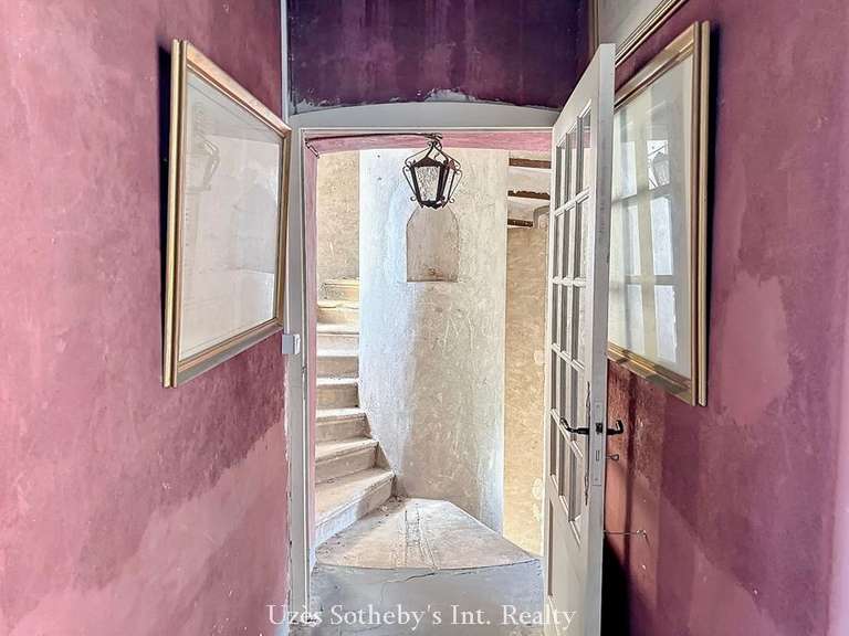 Château Pont-Saint-Esprit - 7 chambres - 385m²