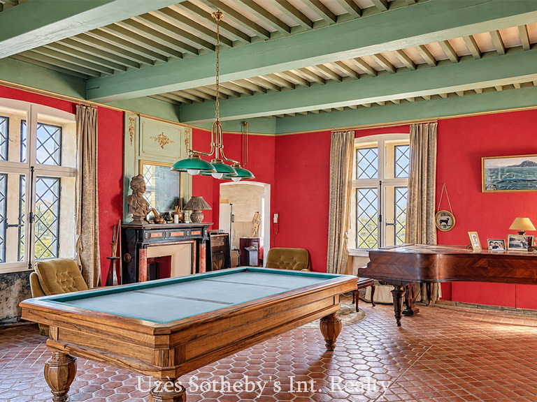 Château Pont-Saint-Esprit - 7 chambres - 385m²