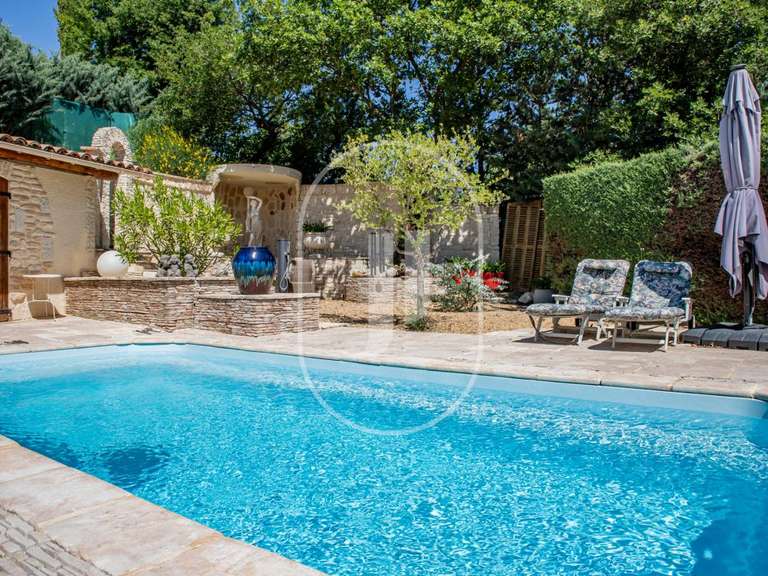 Maison Vaison-la-Romaine - 4 chambres - 243m²