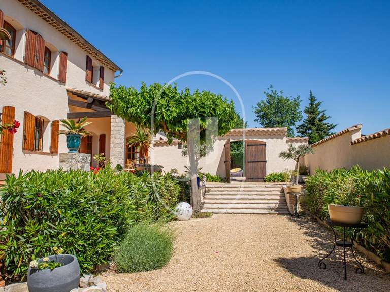 Maison Vaison-la-Romaine - 4 chambres - 243m²