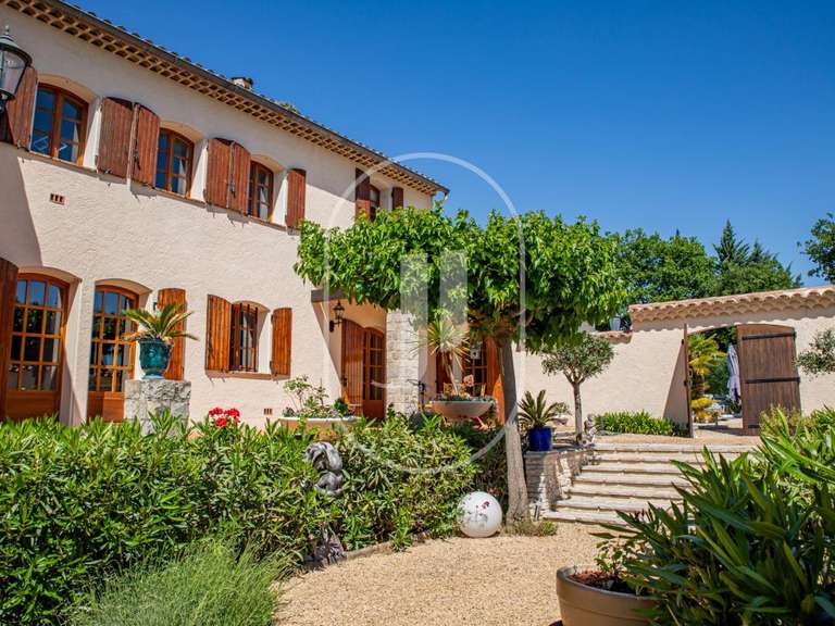 Maison Vaison-la-Romaine - 4 chambres - 243m²