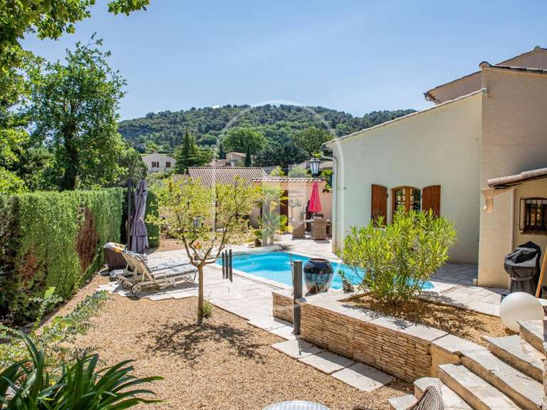 Maison Vaison-la-Romaine - 4 chambres - 243m²