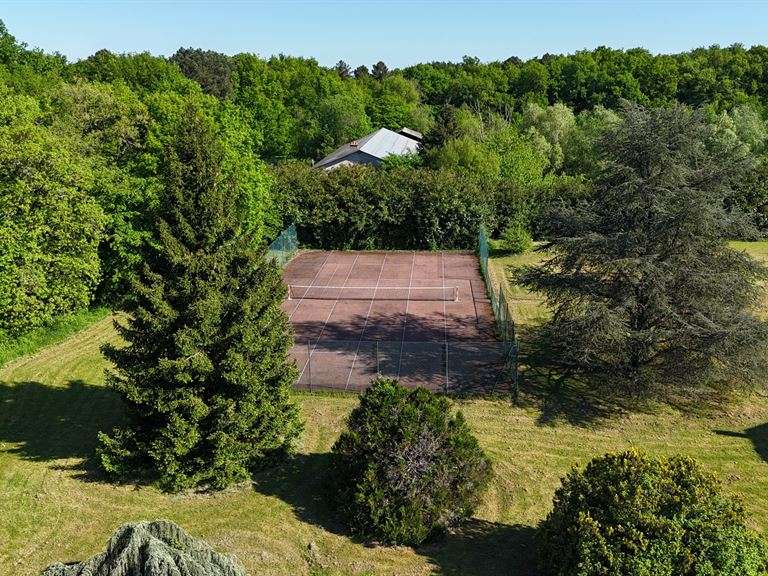 Maison Saché - 14 chambres - 620m²