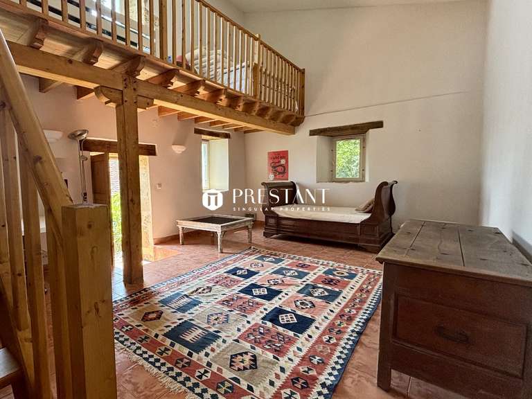 Property Sarlat-la-Canéda - 6 bedrooms - 250m²