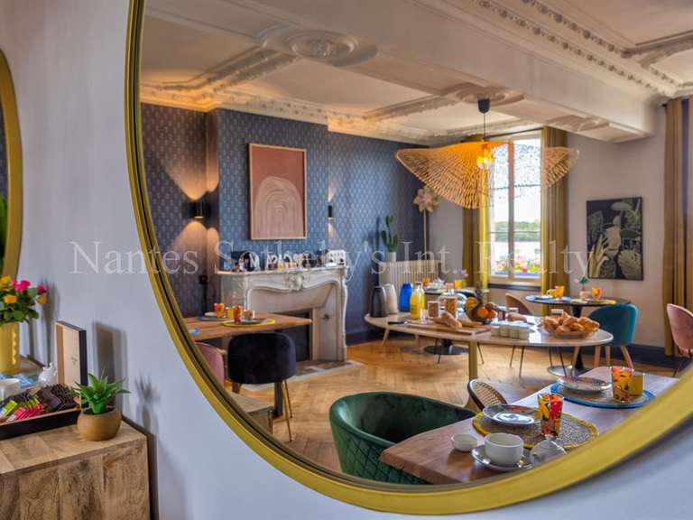 Maison Angers - 10 chambres - 576m²